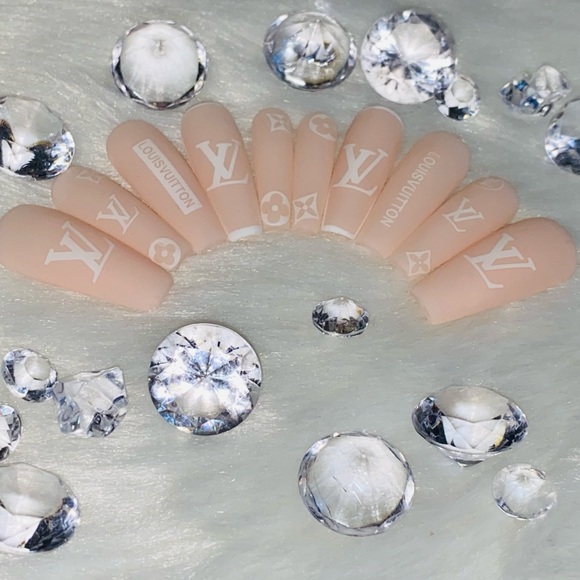 Amor||Press-on Nails - Picture 3 of 6